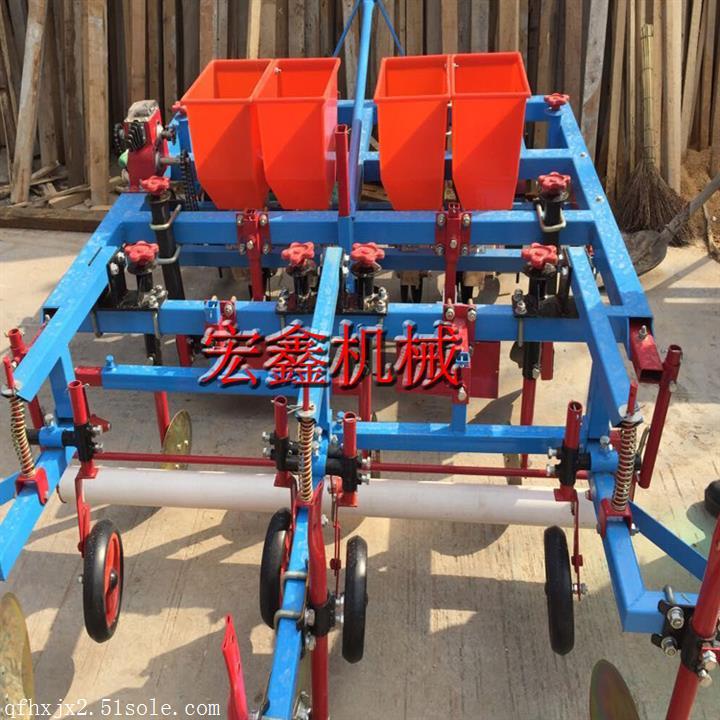 除草打藥覆膜機(jī) 玉米覆膜播種機(jī)價(jià)格 播種施肥覆膜機(jī)