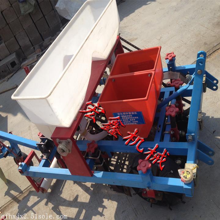 播種施肥多功能覆膜機 玉米播種施肥覆膜機 起壟覆膜機