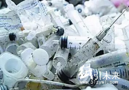 東營口岸截獲63噸美國進(jìn)口廢紙 廢紙內(nèi)夾帶醫(yī)療廢物